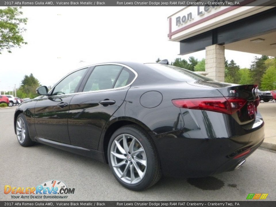 2017 Alfa Romeo Giulia AWD Vulcano Black Metallic / Black Photo #5