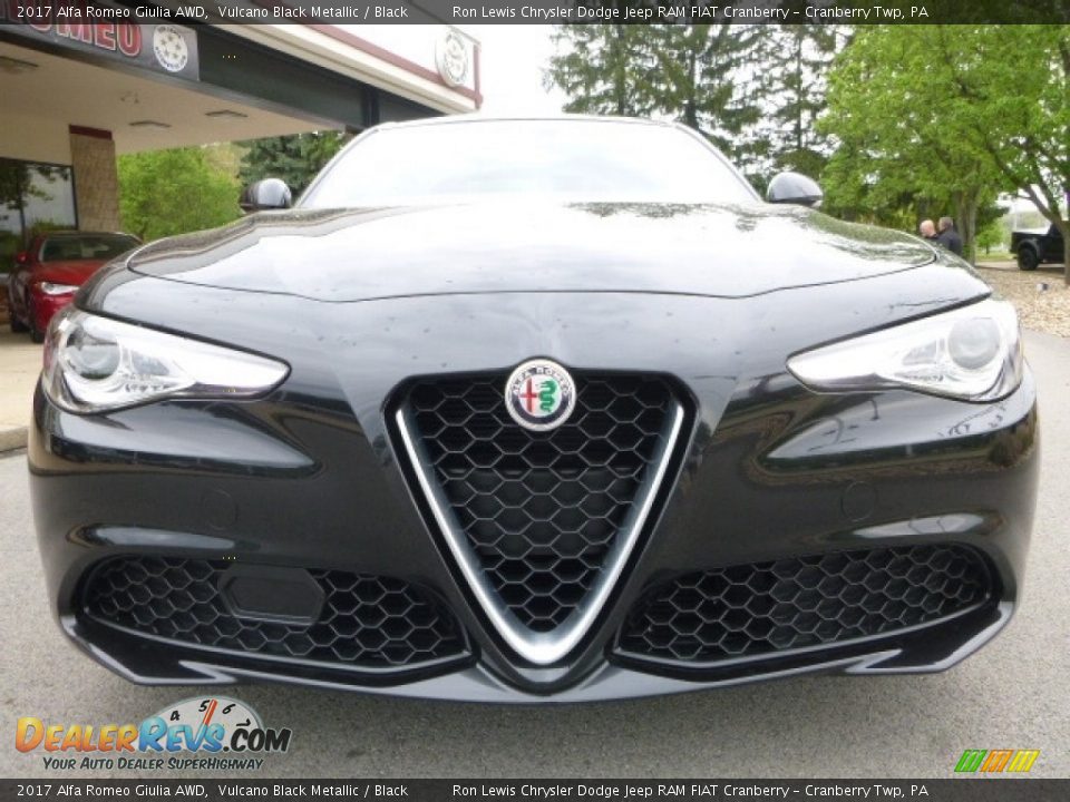 2017 Alfa Romeo Giulia AWD Vulcano Black Metallic / Black Photo #12