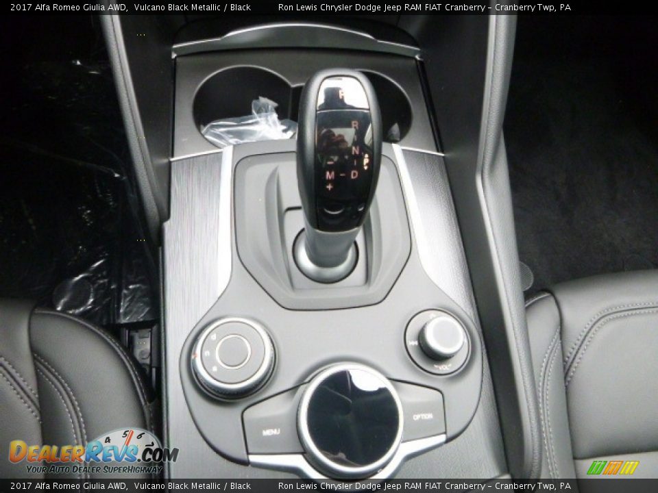 2017 Alfa Romeo Giulia AWD Shifter Photo #26