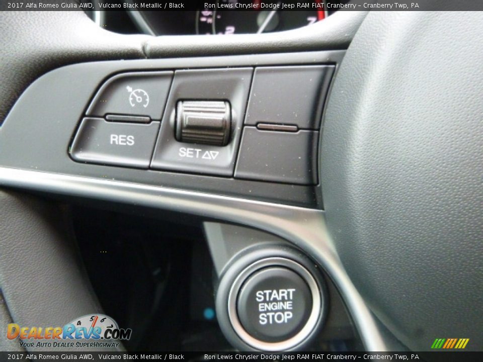 2017 Alfa Romeo Giulia AWD Vulcano Black Metallic / Black Photo #31