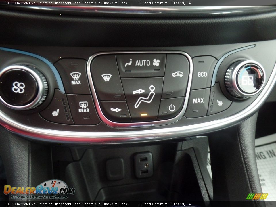 2017 Chevrolet Volt Premier Iridescent Pearl Tricoat / Jet Black/Jet Black Photo #24