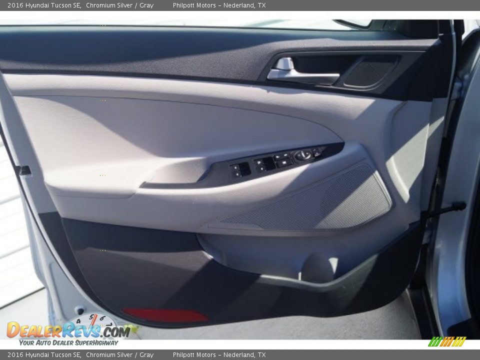 2016 Hyundai Tucson SE Chromium Silver / Gray Photo #18