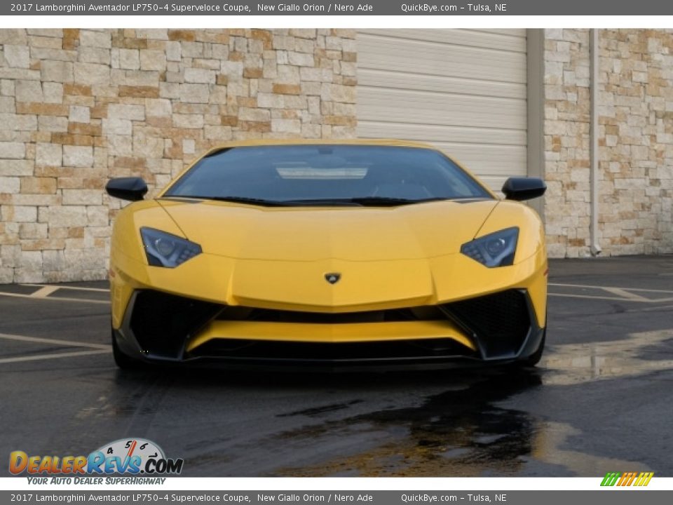 New Giallo Orion 2017 Lamborghini Aventador LP750-4 Superveloce Coupe Photo #2