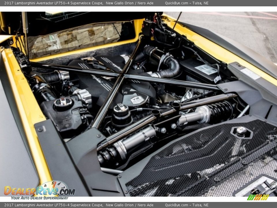 2017 Lamborghini Aventador LP750-4 Superveloce Coupe 6.5 Liter DOHC 48-Valve VVT V12 Engine Photo #9