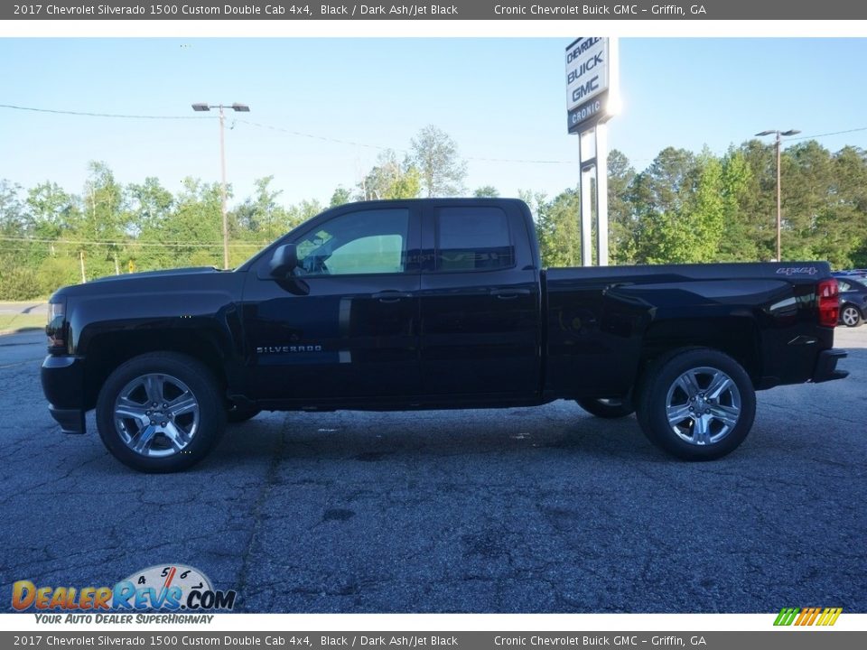 2017 Chevrolet Silverado 1500 Custom Double Cab 4x4 Black / Dark Ash/Jet Black Photo #4