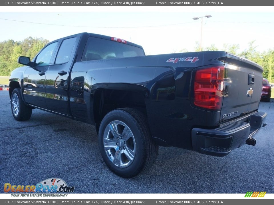 2017 Chevrolet Silverado 1500 Custom Double Cab 4x4 Black / Dark Ash/Jet Black Photo #5