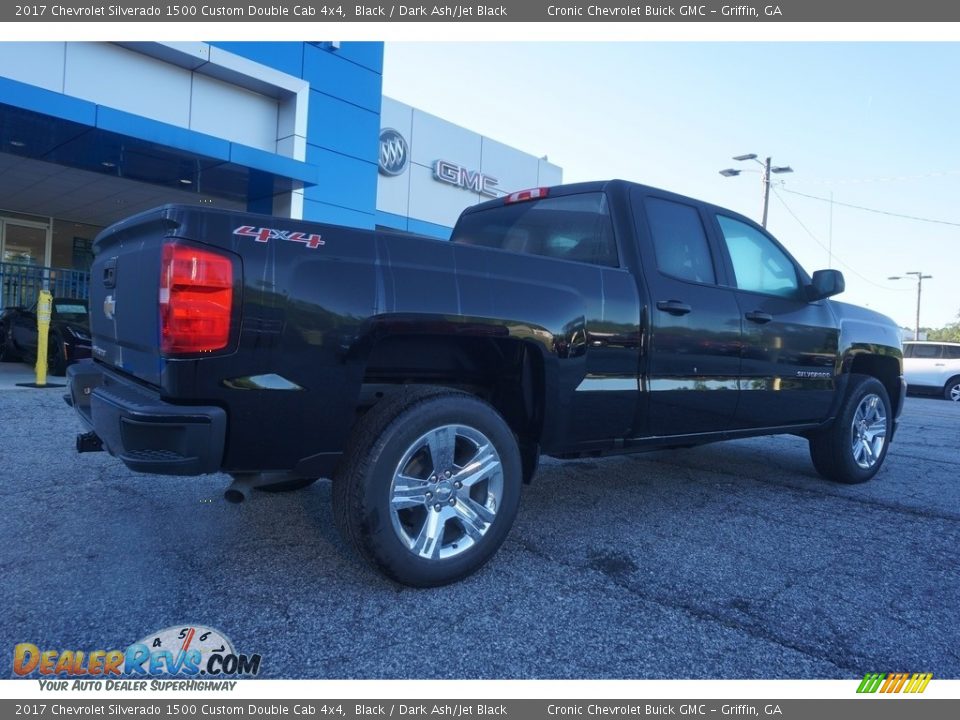 2017 Chevrolet Silverado 1500 Custom Double Cab 4x4 Black / Dark Ash/Jet Black Photo #7