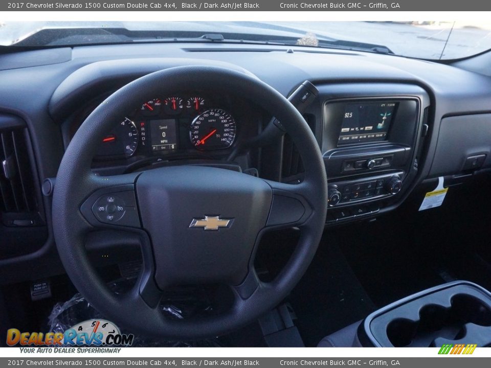 2017 Chevrolet Silverado 1500 Custom Double Cab 4x4 Black / Dark Ash/Jet Black Photo #10