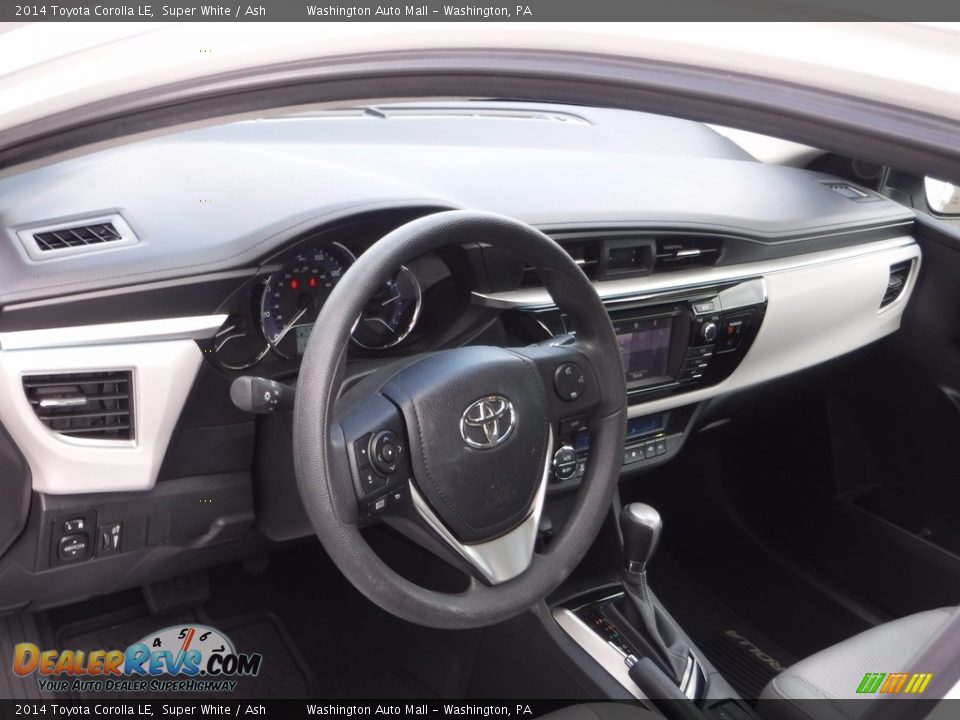 2014 Toyota Corolla LE Super White / Ash Photo #11