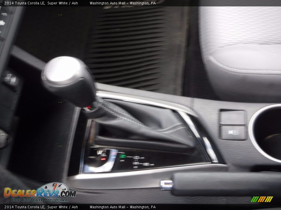 2014 Toyota Corolla LE Super White / Ash Photo #15
