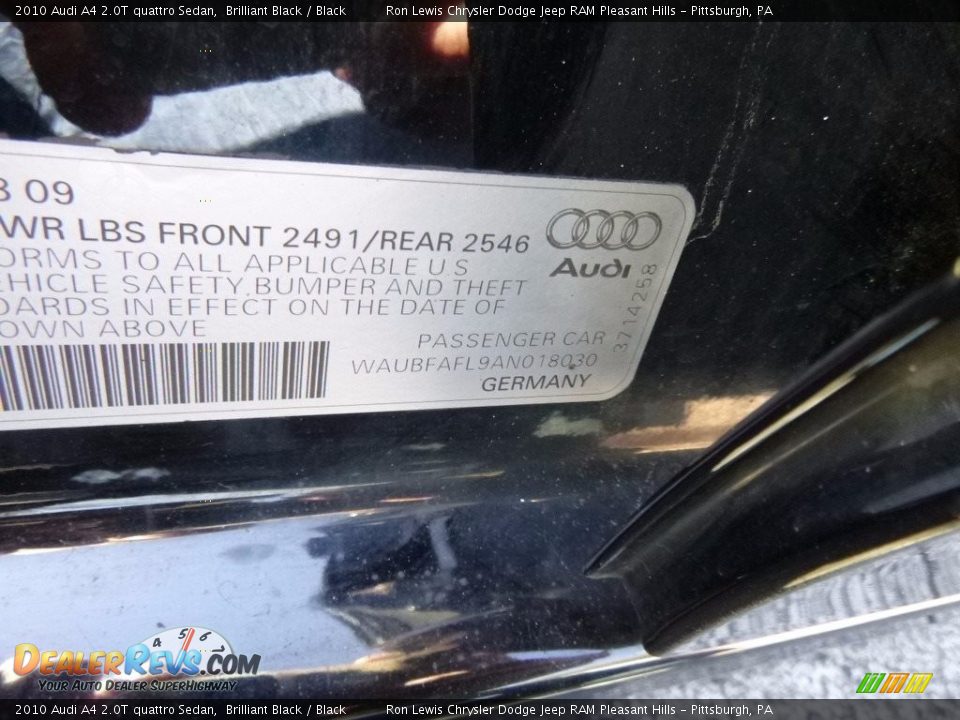2010 Audi A4 2.0T quattro Sedan Brilliant Black / Black Photo #15