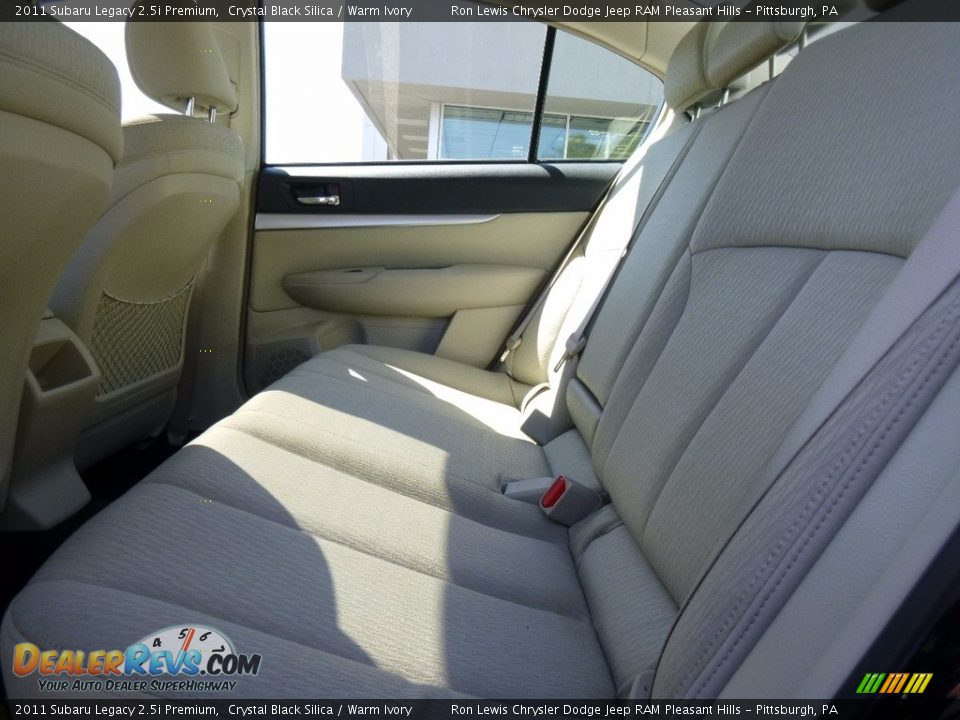 2011 Subaru Legacy 2.5i Premium Crystal Black Silica / Warm Ivory Photo #11