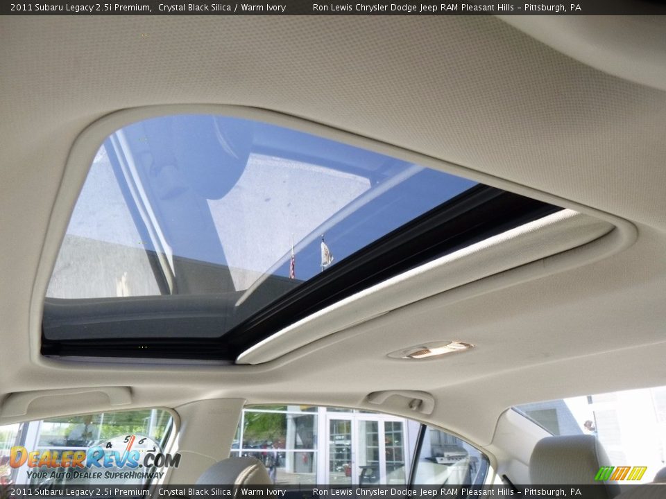 2011 Subaru Legacy 2.5i Premium Crystal Black Silica / Warm Ivory Photo #17