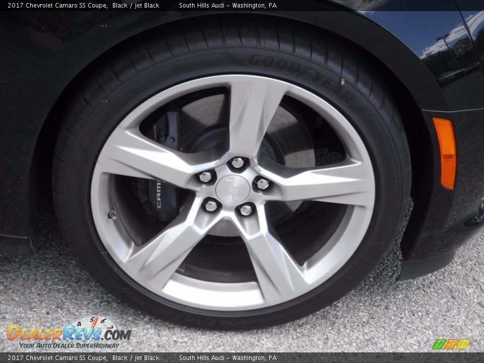 2017 Chevrolet Camaro SS Coupe Wheel Photo #9