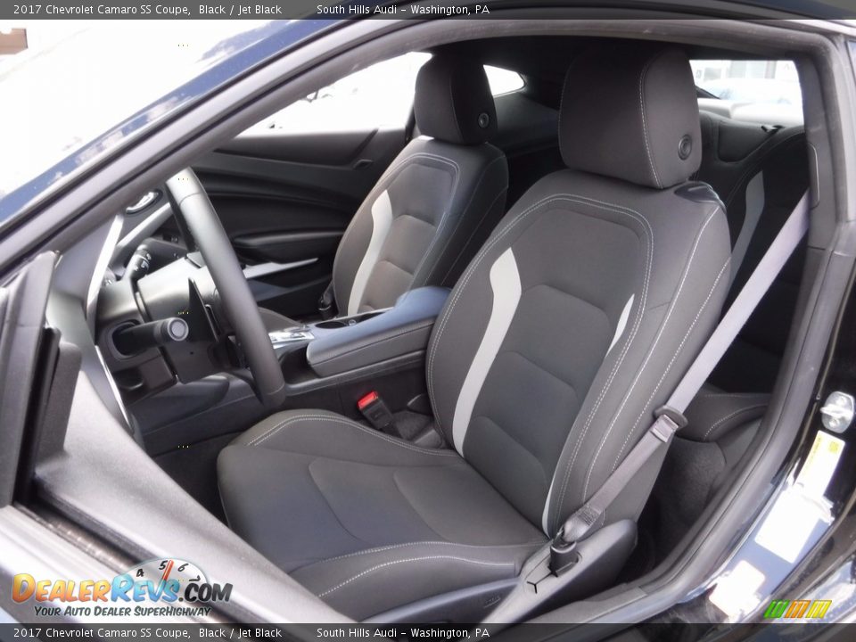 Front Seat of 2017 Chevrolet Camaro SS Coupe Photo #19