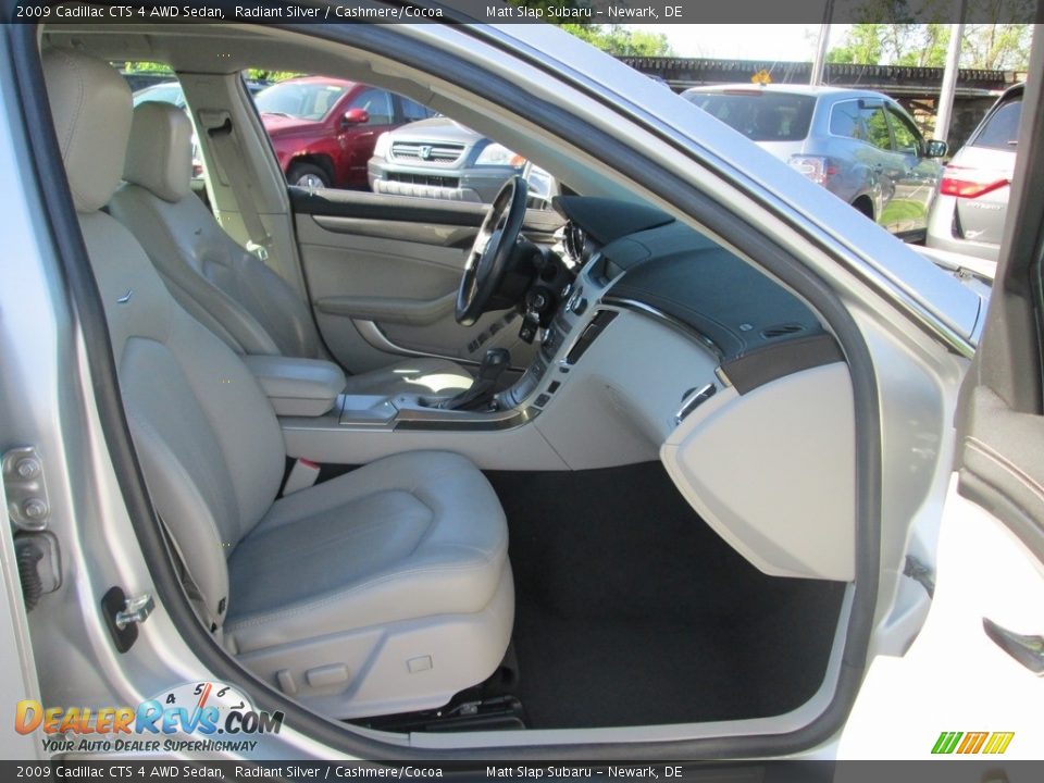 2009 Cadillac CTS 4 AWD Sedan Radiant Silver / Cashmere/Cocoa Photo #17