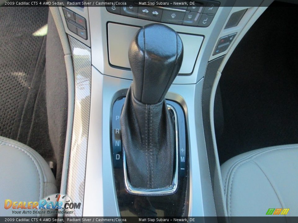 2009 Cadillac CTS 4 AWD Sedan Radiant Silver / Cashmere/Cocoa Photo #25