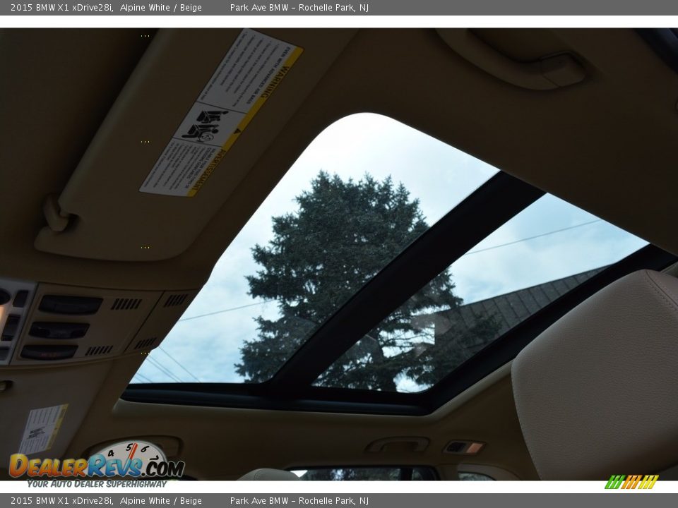 2015 BMW X1 xDrive28i Alpine White / Beige Photo #14