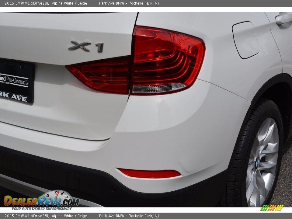 2015 BMW X1 xDrive28i Alpine White / Beige Photo #23