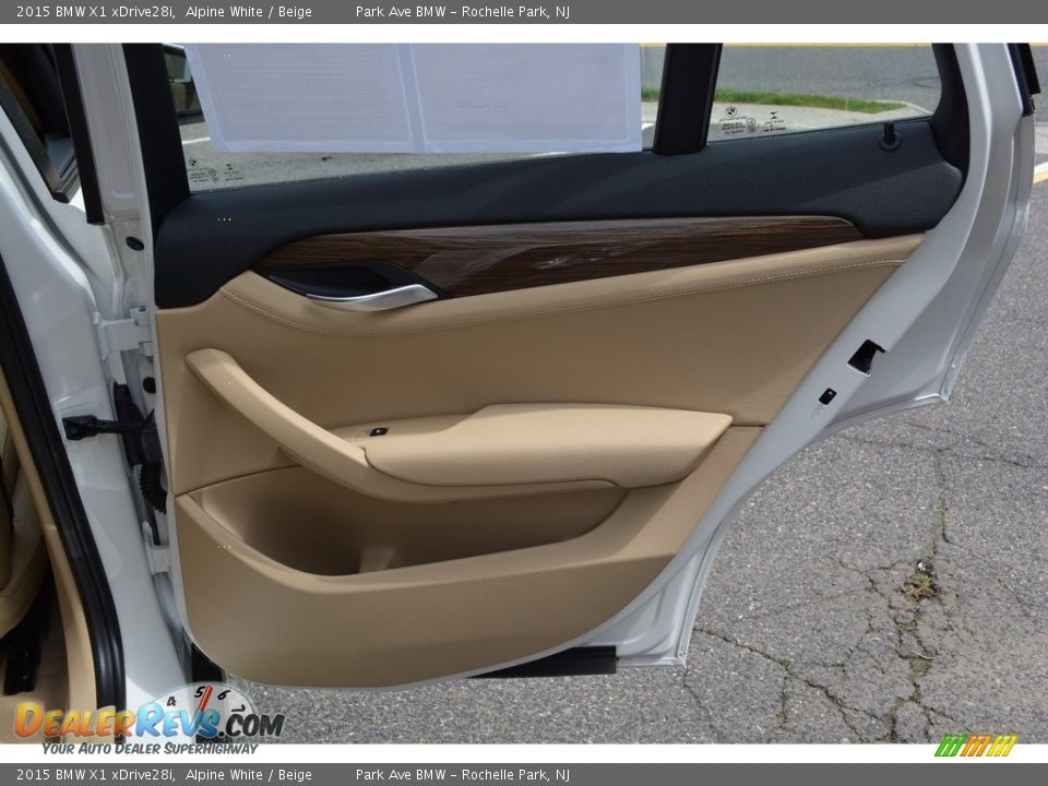 2015 BMW X1 xDrive28i Alpine White / Beige Photo #24