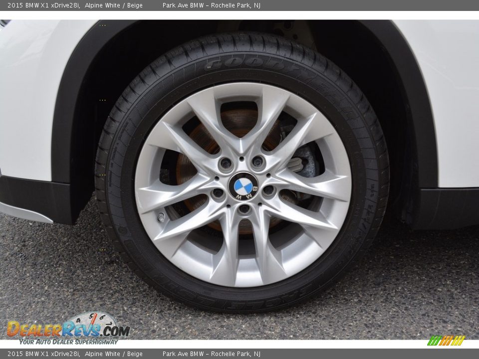 2015 BMW X1 xDrive28i Alpine White / Beige Photo #32