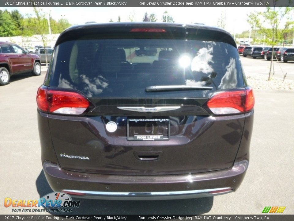 2017 Chrysler Pacifica Touring L Dark Cordovan Pearl / Black/Alloy Photo #4