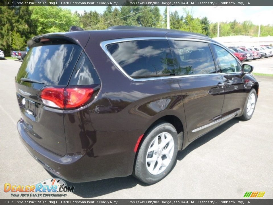 2017 Chrysler Pacifica Touring L Dark Cordovan Pearl / Black/Alloy Photo #5
