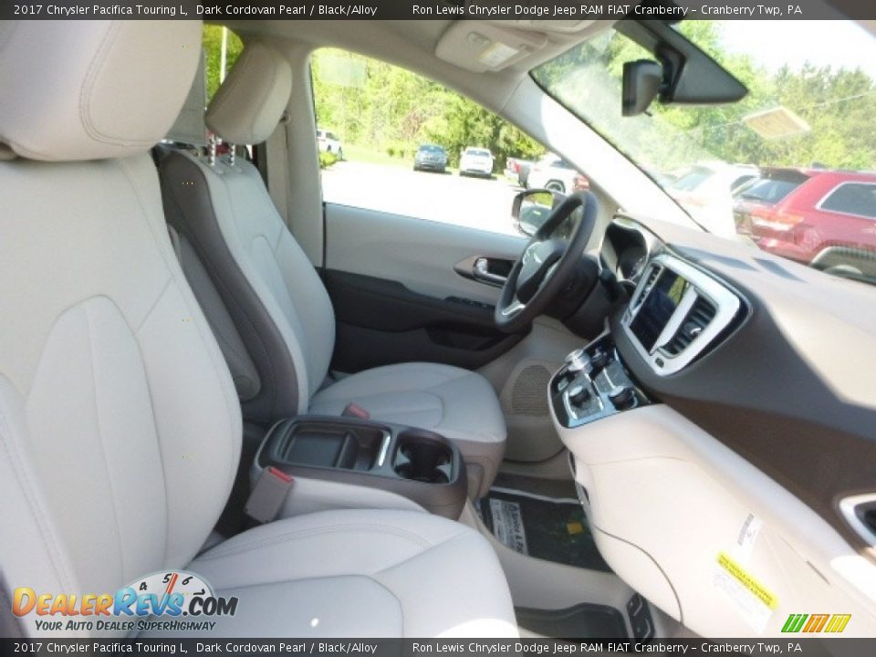 2017 Chrysler Pacifica Touring L Dark Cordovan Pearl / Black/Alloy Photo #9