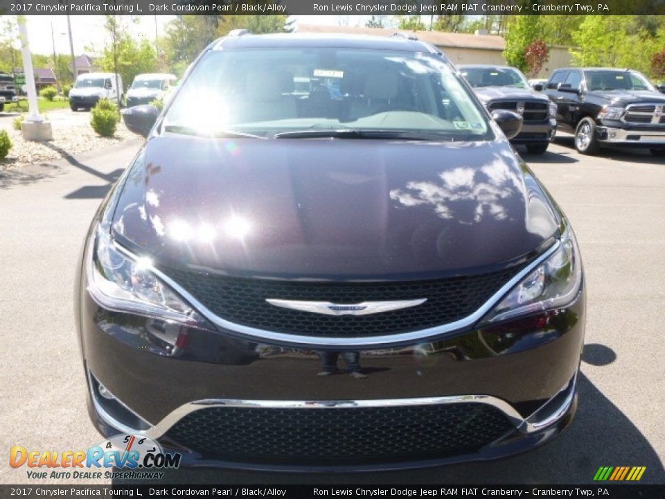 2017 Chrysler Pacifica Touring L Dark Cordovan Pearl / Black/Alloy Photo #11
