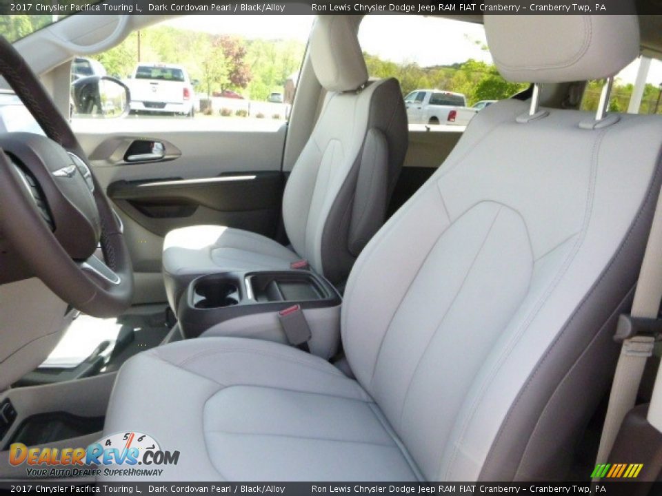 2017 Chrysler Pacifica Touring L Dark Cordovan Pearl / Black/Alloy Photo #12