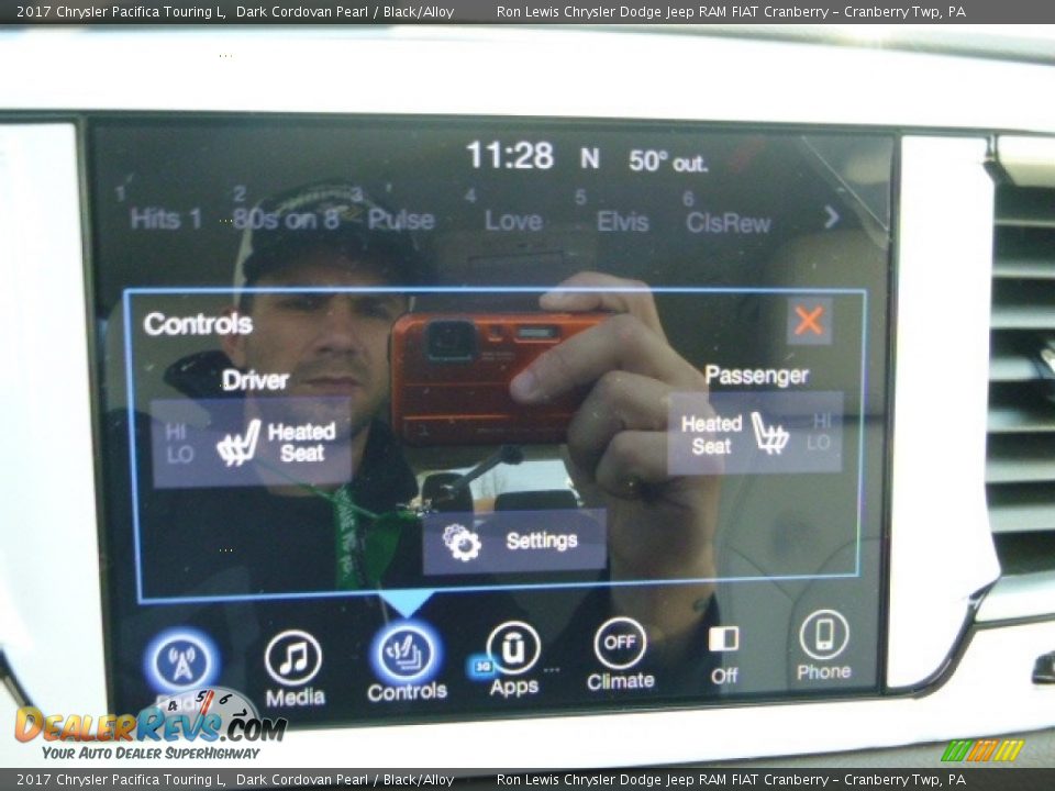 2017 Chrysler Pacifica Touring L Dark Cordovan Pearl / Black/Alloy Photo #17