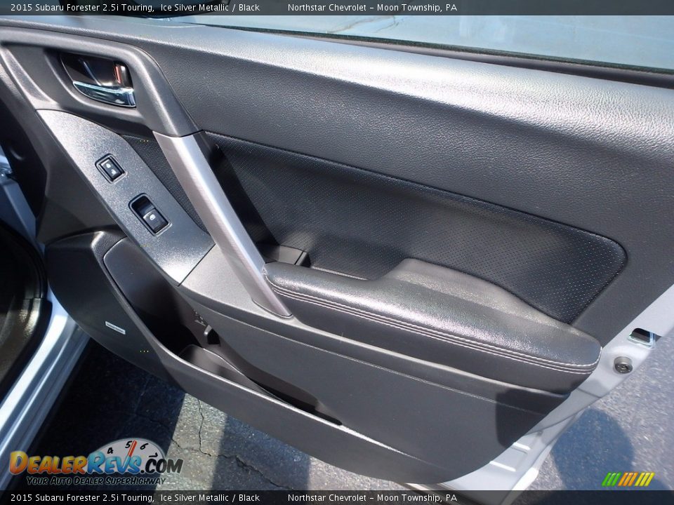 2015 Subaru Forester 2.5i Touring Ice Silver Metallic / Black Photo #17