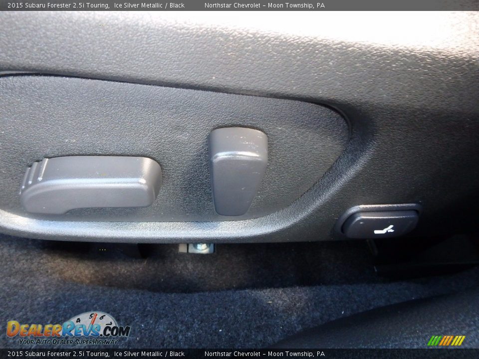 2015 Subaru Forester 2.5i Touring Ice Silver Metallic / Black Photo #24