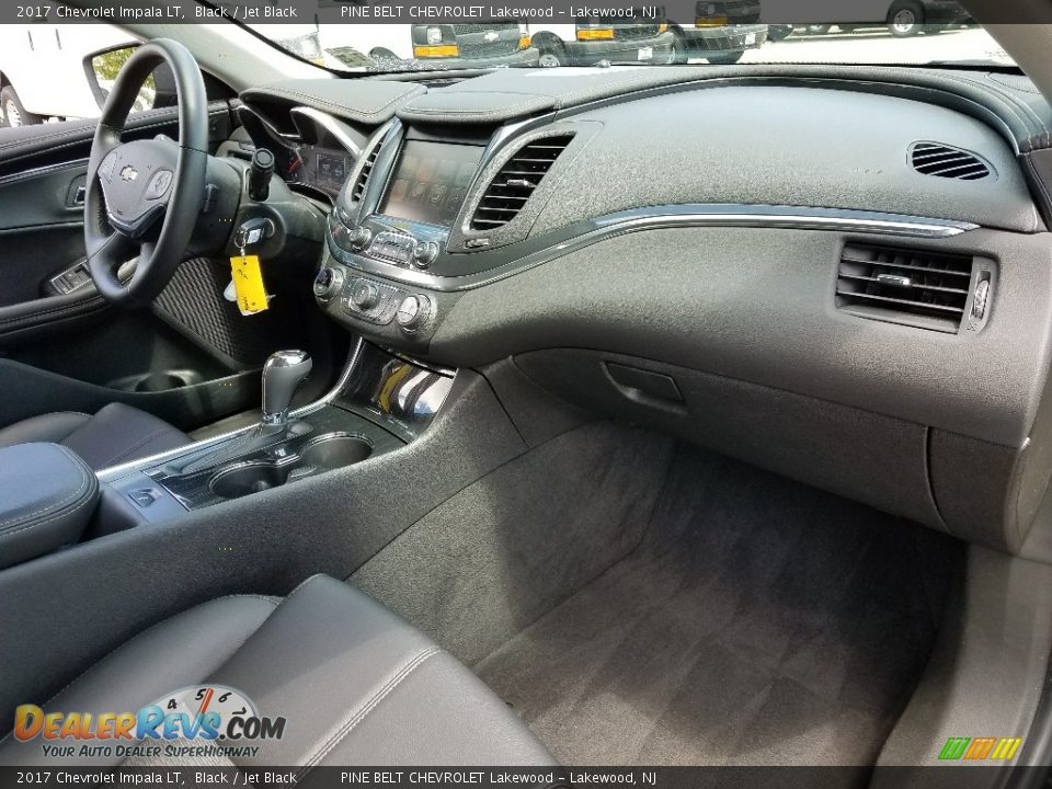 2017 Chevrolet Impala LT Black / Jet Black Photo #5