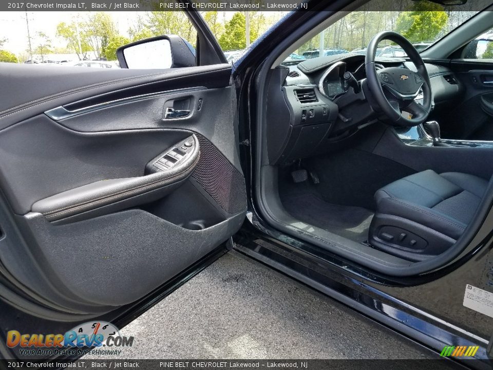 2017 Chevrolet Impala LT Black / Jet Black Photo #17
