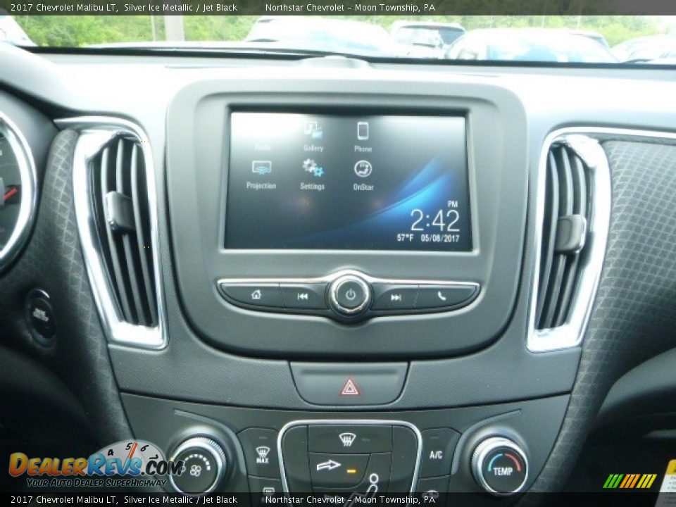 2017 Chevrolet Malibu LT Silver Ice Metallic / Jet Black Photo #18