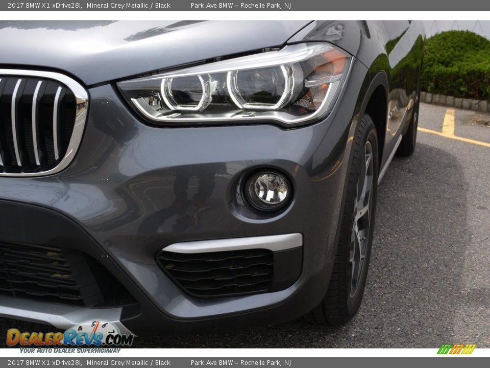2017 BMW X1 xDrive28i Mineral Grey Metallic / Black Photo #31