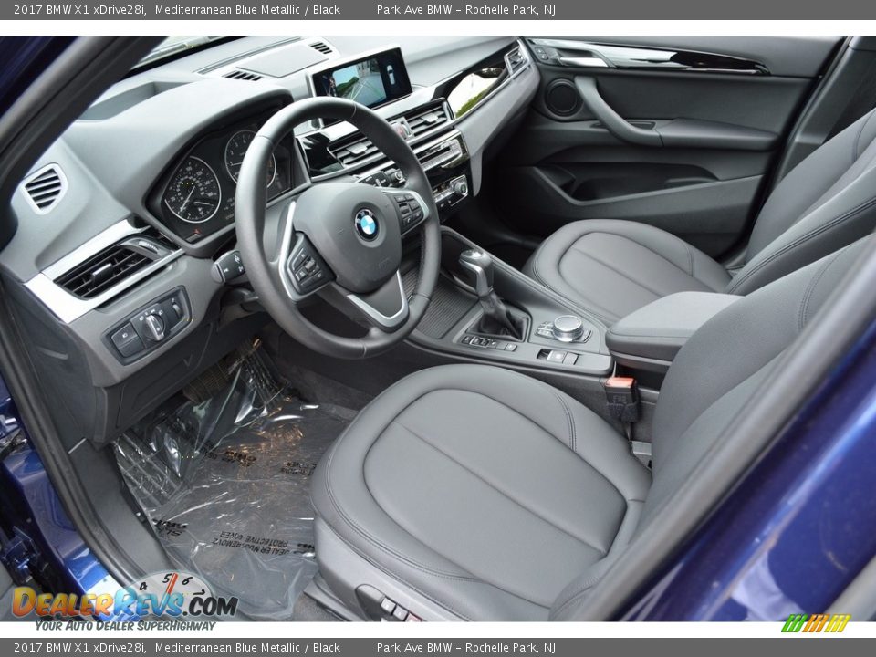 Black Interior - 2017 BMW X1 xDrive28i Photo #10