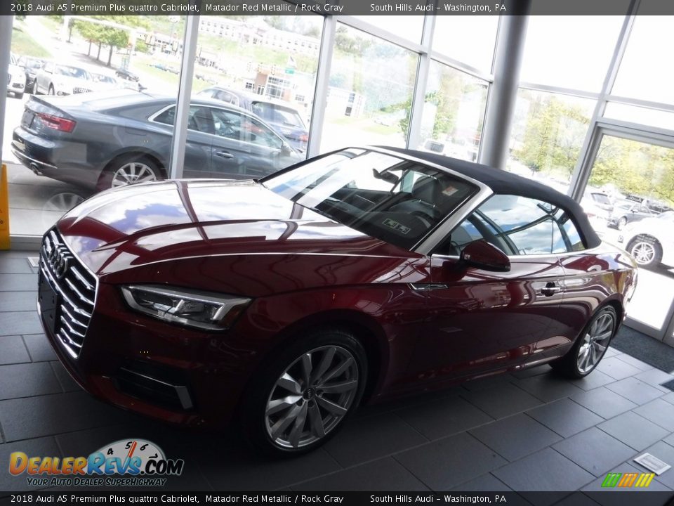 2018 Audi A5 Premium Plus quattro Cabriolet Matador Red Metallic / Rock Gray Photo #2