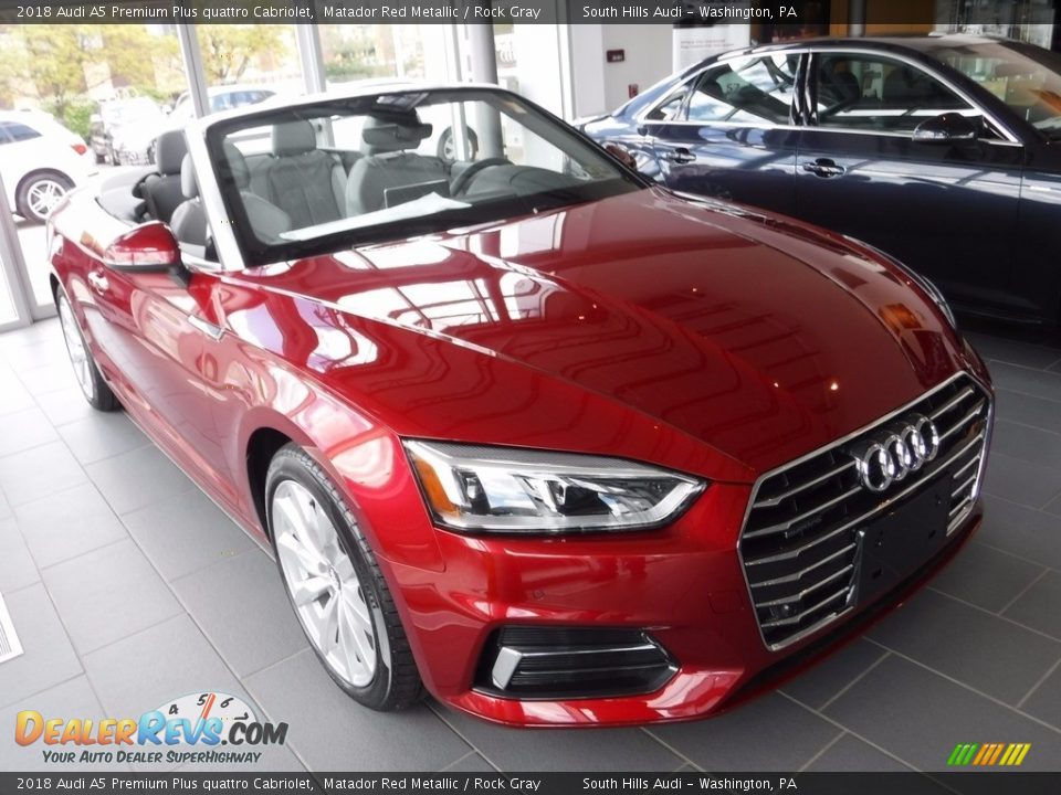 Front 3/4 View of 2018 Audi A5 Premium Plus quattro Cabriolet Photo #5