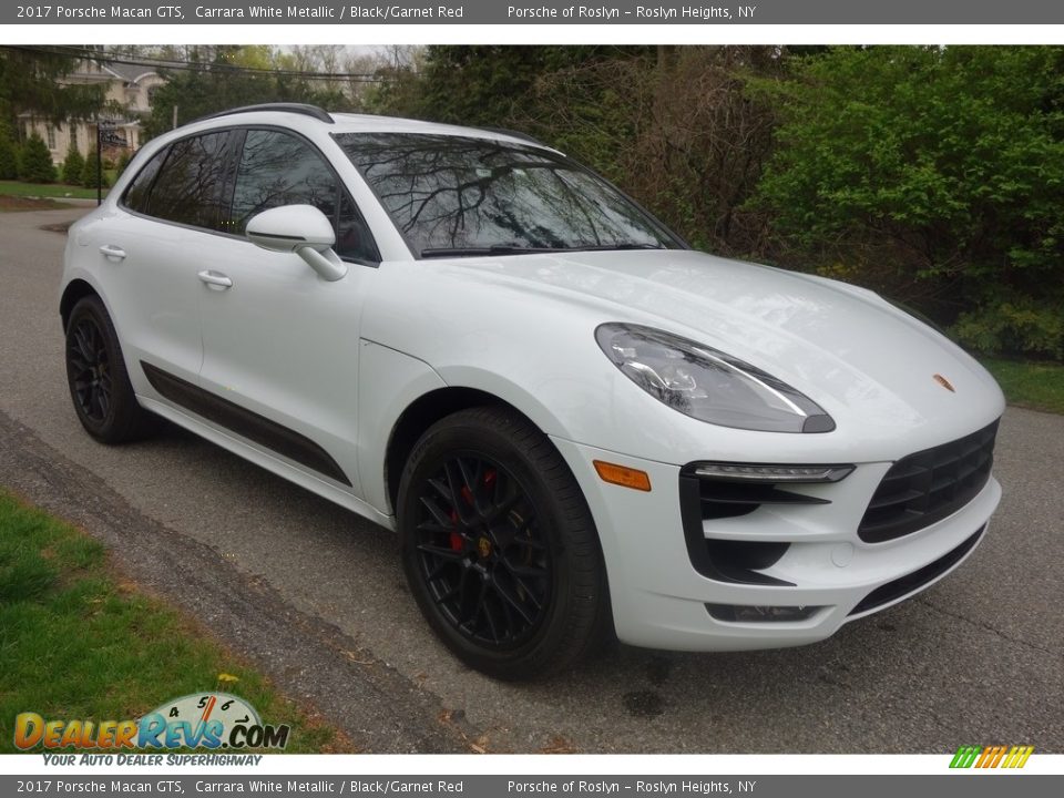 2017 Porsche Macan GTS Carrara White Metallic / Black/Garnet Red Photo #8