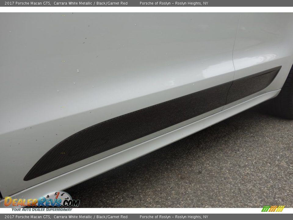 2017 Porsche Macan GTS Carrara White Metallic / Black/Garnet Red Photo #10