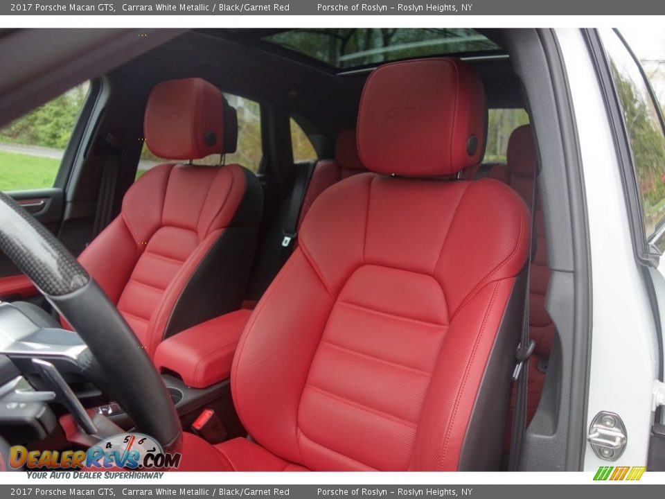 Front Seat of 2017 Porsche Macan GTS Photo #15