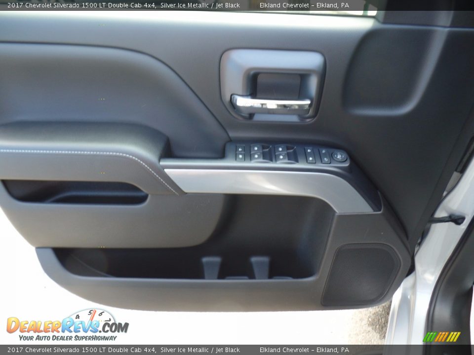 2017 Chevrolet Silverado 1500 LT Double Cab 4x4 Silver Ice Metallic / Jet Black Photo #17