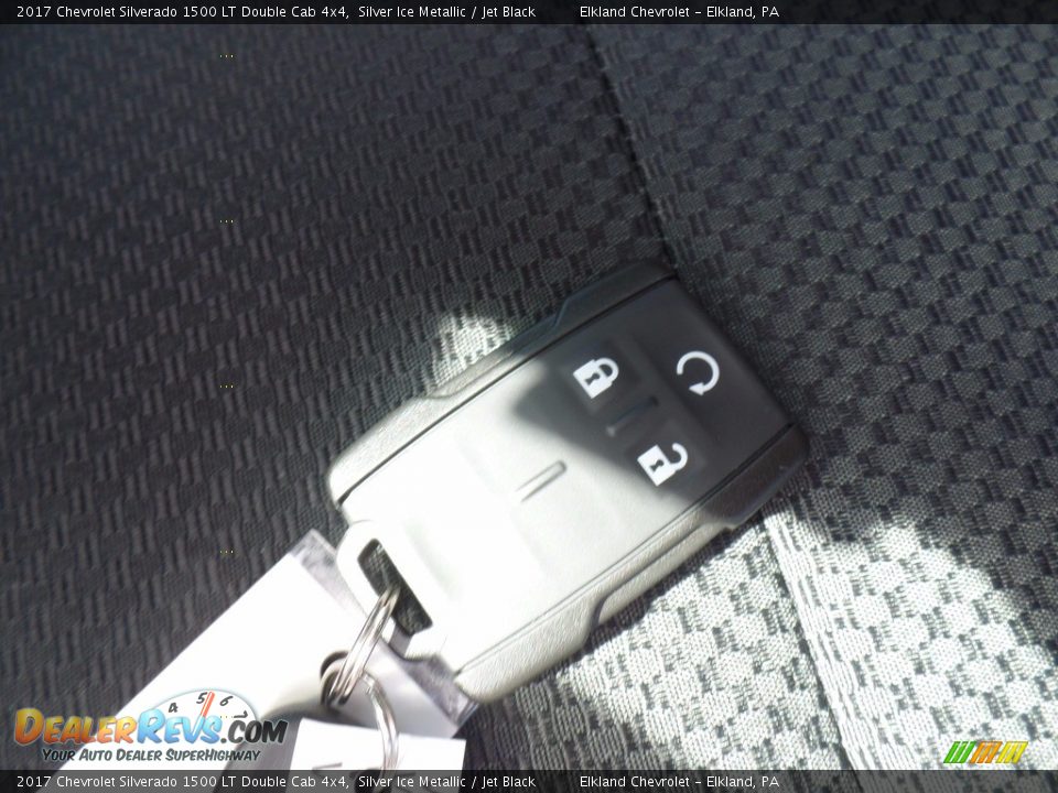 2017 Chevrolet Silverado 1500 LT Double Cab 4x4 Silver Ice Metallic / Jet Black Photo #21
