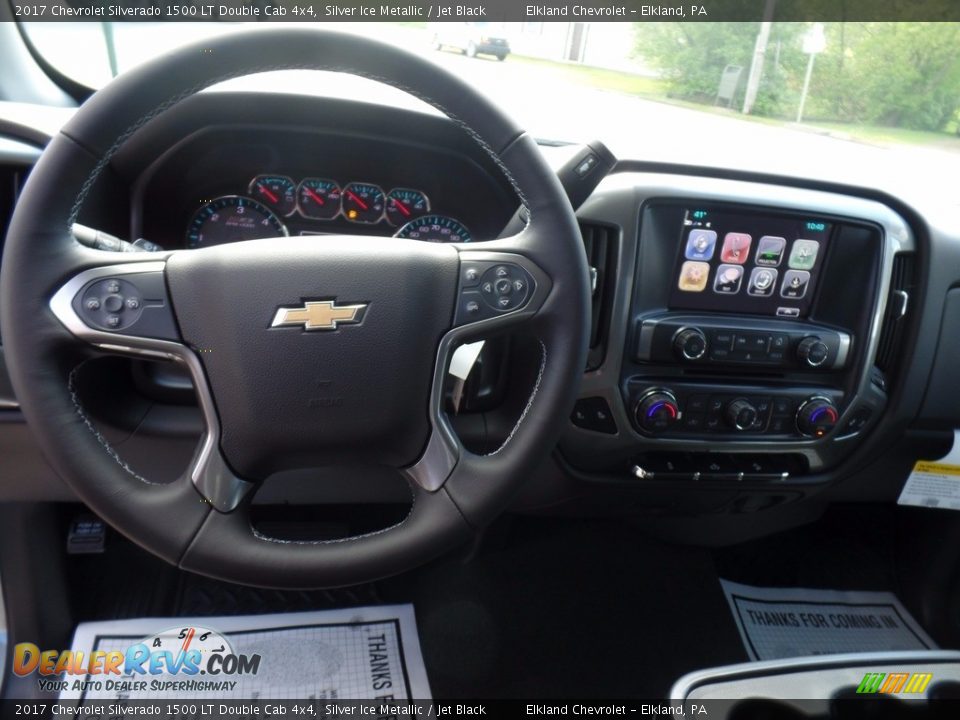 2017 Chevrolet Silverado 1500 LT Double Cab 4x4 Silver Ice Metallic / Jet Black Photo #23
