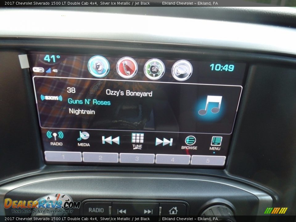 2017 Chevrolet Silverado 1500 LT Double Cab 4x4 Silver Ice Metallic / Jet Black Photo #33