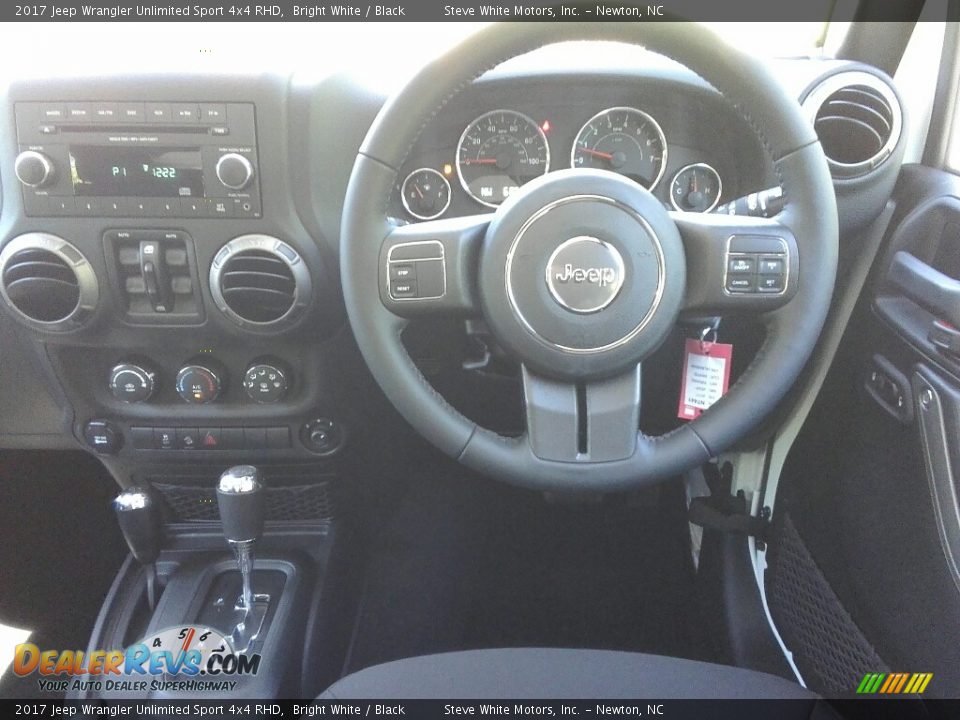 2017 Jeep Wrangler Unlimited Sport 4x4 RHD Bright White / Black Photo #21