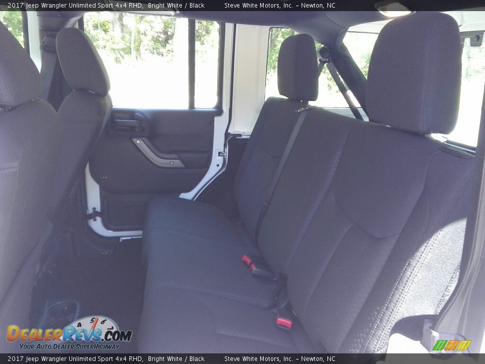 2017 Jeep Wrangler Unlimited Sport 4x4 RHD Bright White / Black Photo #23