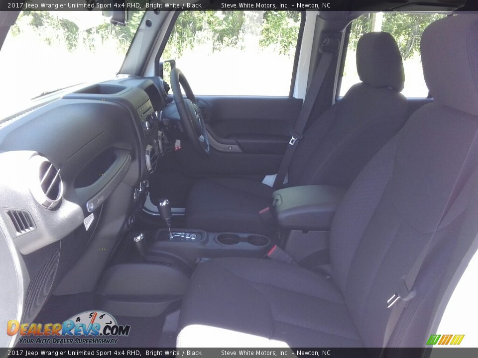 2017 Jeep Wrangler Unlimited Sport 4x4 RHD Bright White / Black Photo #24